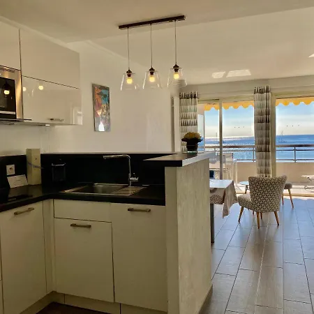 Apartment Standing Center Bay T1, 8, Avec Vue Mer Et Parking *