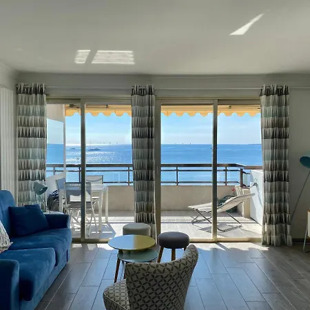 Standing Center Bay T1, 8, Avec Vue Mer Et Parking * Antibes
