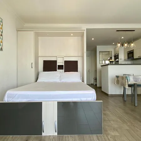 Standing Center Bay T1, 8, Avec Vue Mer Et Parking *